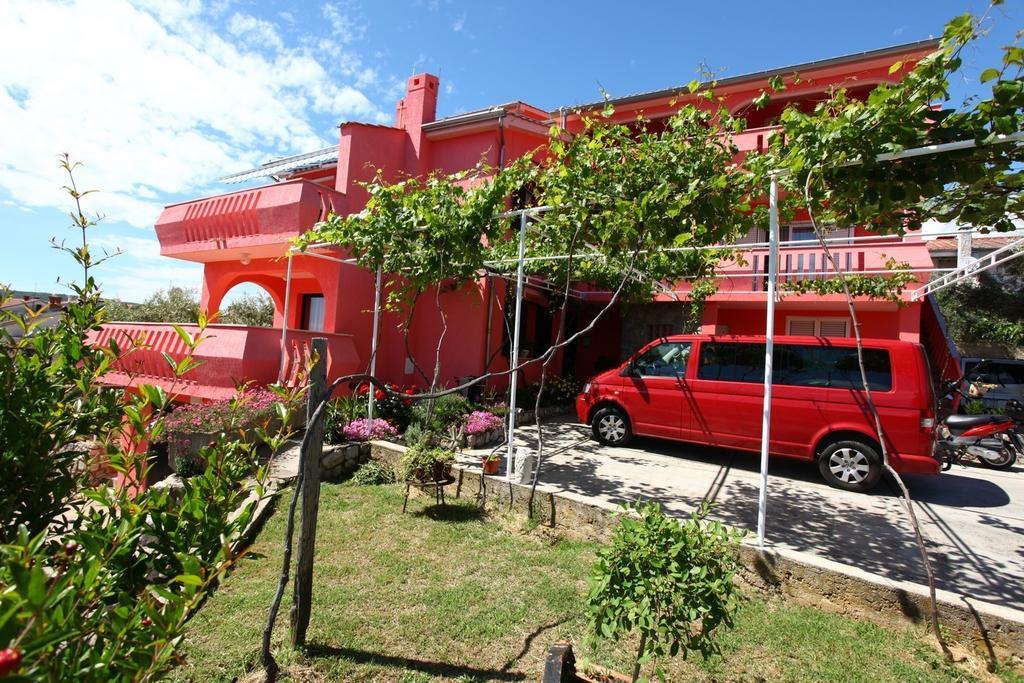 Apartmani Zuzic Krk Town Zewnętrze zdjęcie